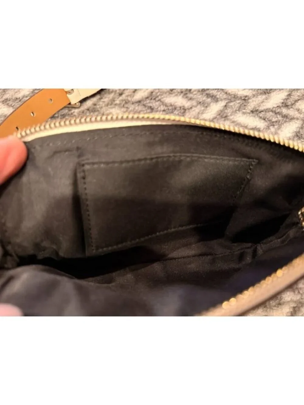 NEW Kate Spade Saffiano Leather zip top belt/sling Small/Medium bag